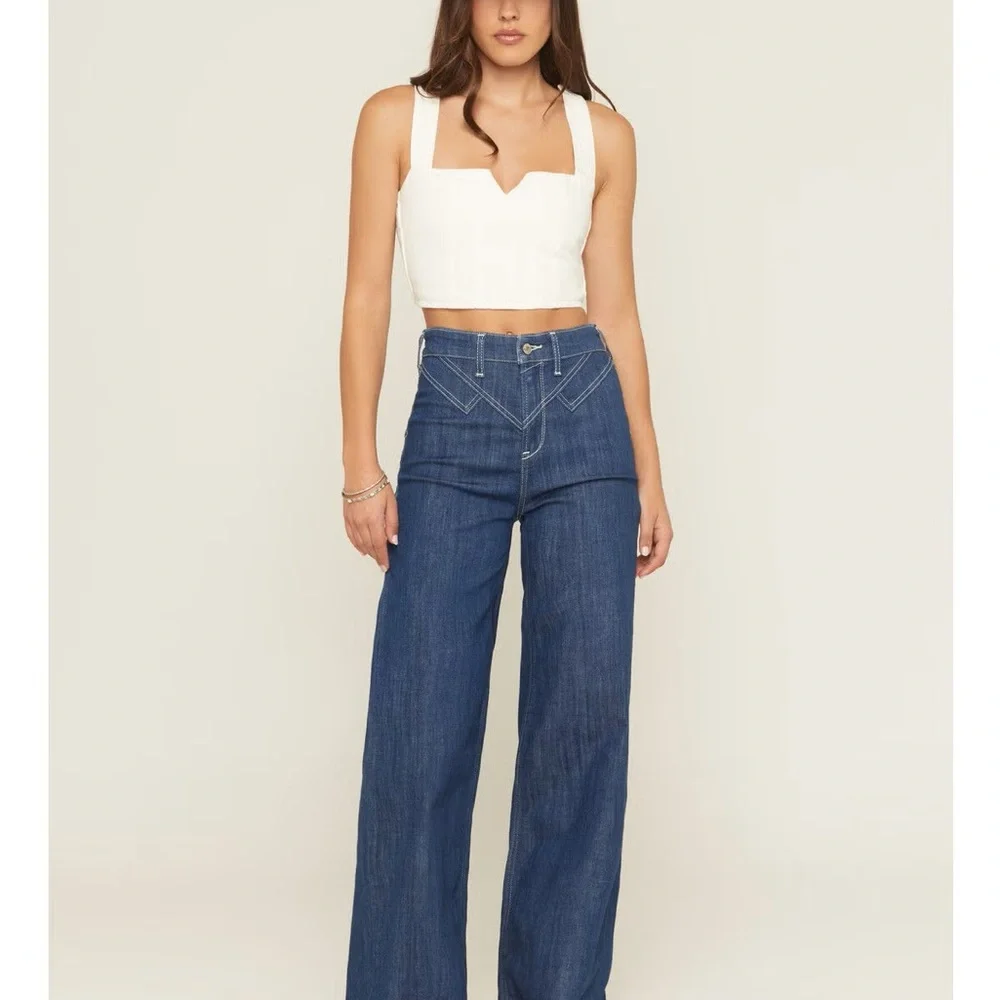 ARIAT WOMEN'S DARK WASH ULTRA HIGH RISE WESTIE YOKE WIDE LEG STRETCH DENIM JEANS - Picture 4 of 5